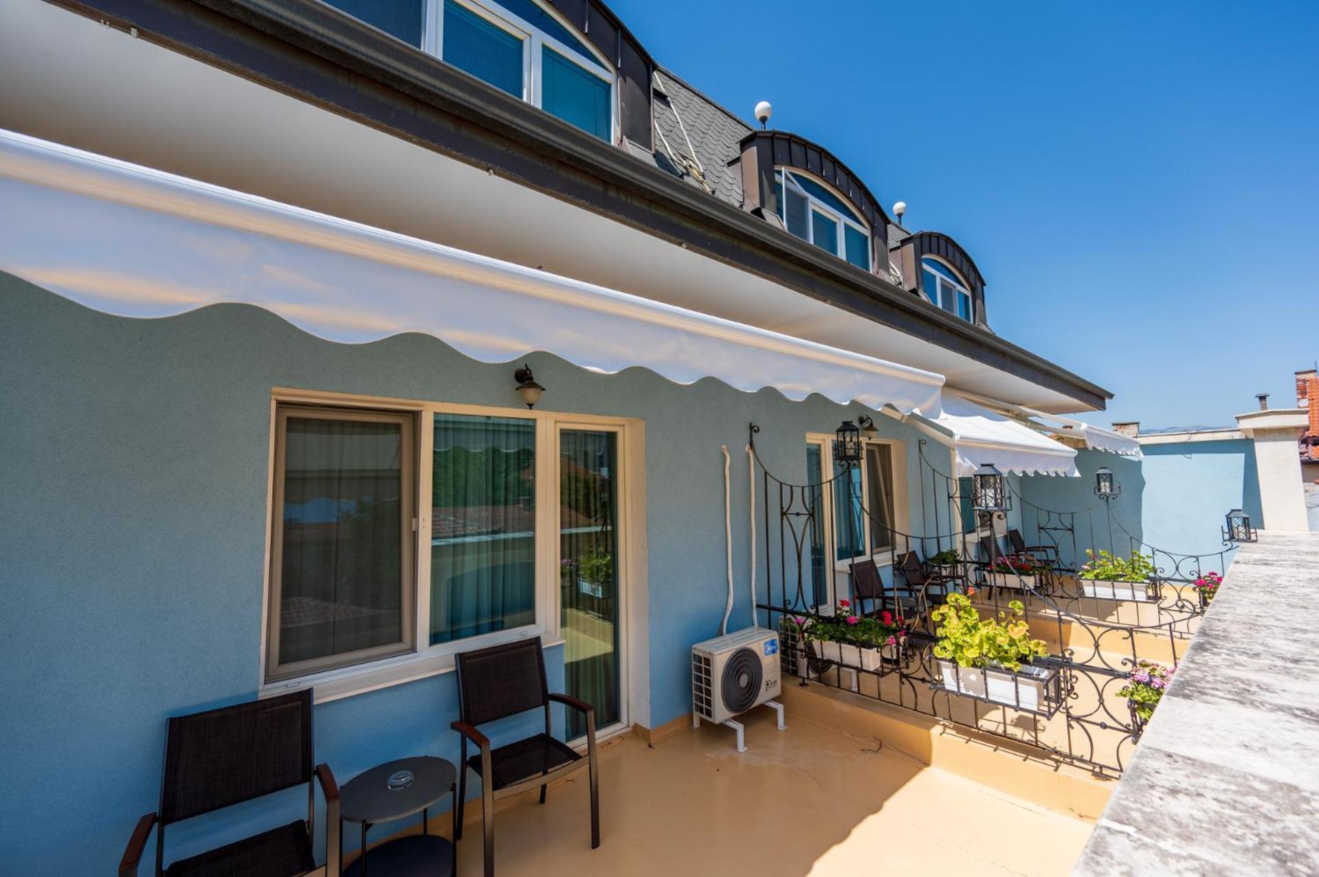 Family Hotel Lazur Kyustendil Exterior photo